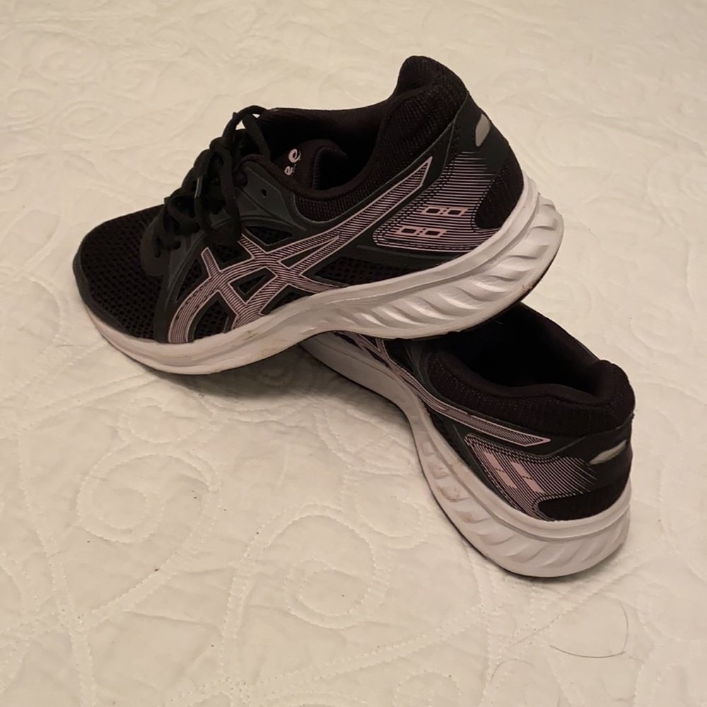 ASICS